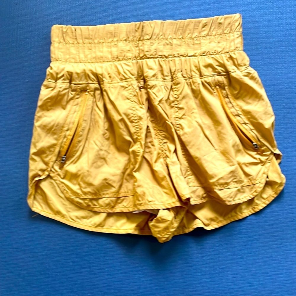 Three people movement, women shorts, size, medium
